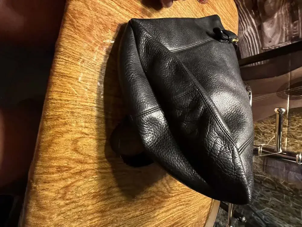 Vintage Guess Black Pebbled Leather Hobo Shoulder Bag with V-Logo Detail